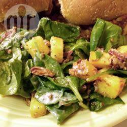 Spinazie, perzik en pecannoten salade recept