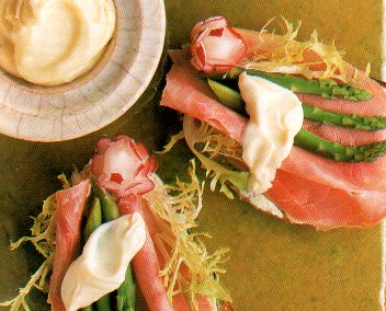 Broodje ham met groene asperges recept