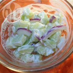 Romige komkommersalade recept