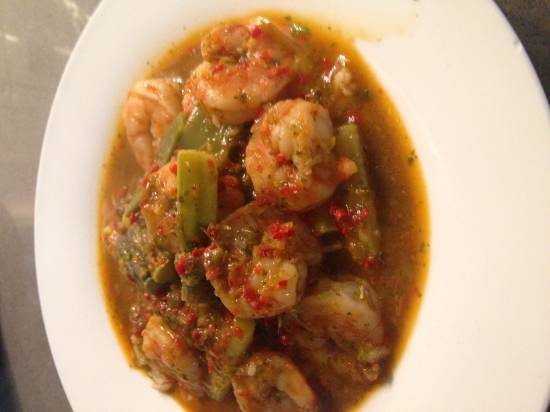 Jamie`s thaise curry met kip of garnalen recept