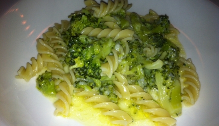 Fusilli, broccoli met gorgonzola. recept