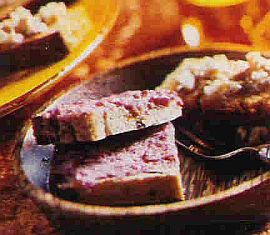 Krentenbrood met kersen en amandelspijs recept