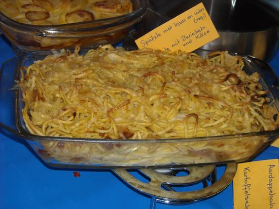 Spätzle met kaas en uien ( soort oostenrijkse pasta ) recept ...