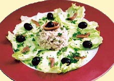 Ensalada con mousse de atun recept