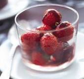 Aardbeien in rode wijn recept