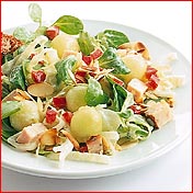 Salade met kip, meloen en paprika recept