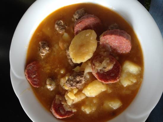 Aardappel en chorizo soep recept