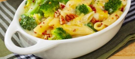 Pasta met broccoli en kruidenkaas recept