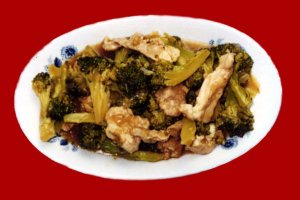 Broccolischotel met varkensvlees , uien en knoflook recept ...