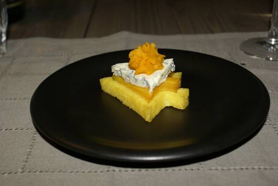 Polenta met blauwe kaas en pompoen recept