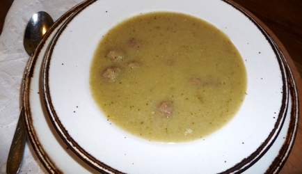 Romige soep met broccoli bloemkool en (knol)selderij recept ...