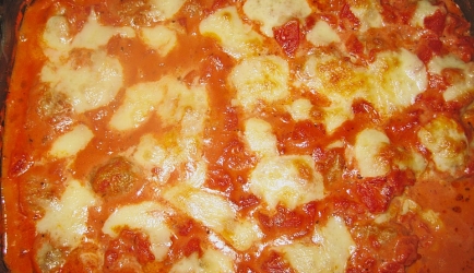 Gehaktballetjes in tomatensaus met mozzarella recept