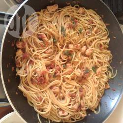 Spaghetti met kip in witte wijn. recept