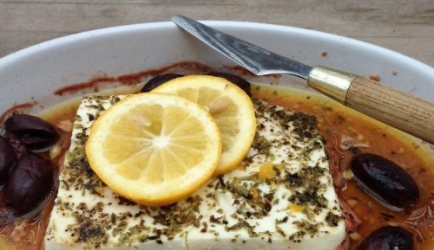 Grieks gebakken feta met kalamata olijven recept