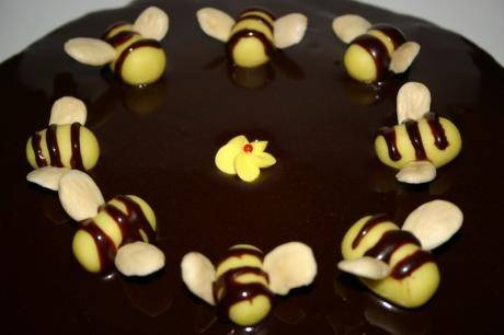 Nigella's honing-chocoladetaart recept
