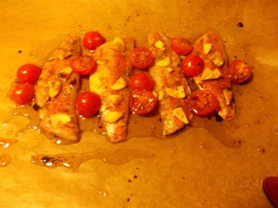 Rode mulfilet met tomaten, knoflook en balsamico uit de oven ...