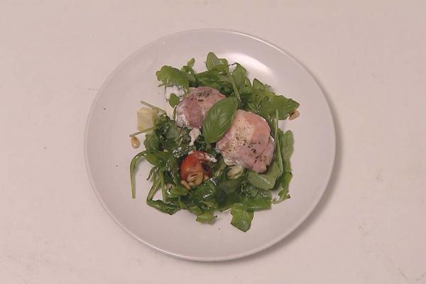 Salade met geitenkaas, jonagold en luikse siroop