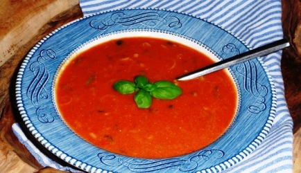 Tomatensoep met prei en basilicum (het vinkje) recept
