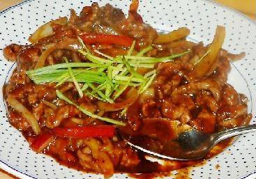 Rundvlees in zwarte pepersaus (heijiaoniurou) recept