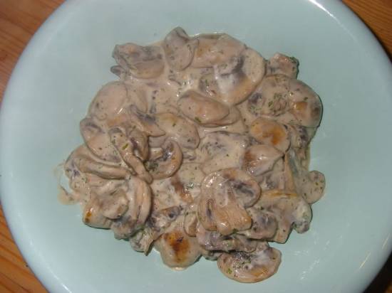 Champignons in knoflook roomsaus recept
