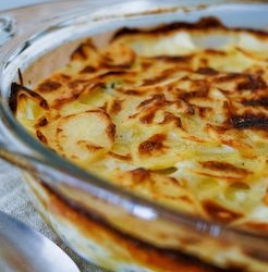 Zoete aardappelen schotel met kaas recept