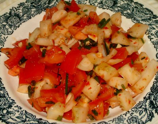 Tomatensalsa met witte komkommer recept