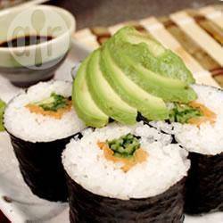 Sushi met gerookte zalm recept
