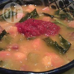 Paleo soep met zoete aardappel, chorizo en boerenkool recept ...