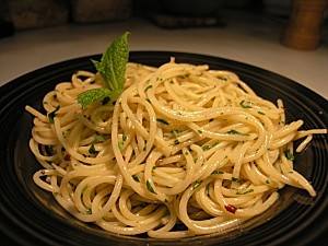 Spaghetti aglio olio recept