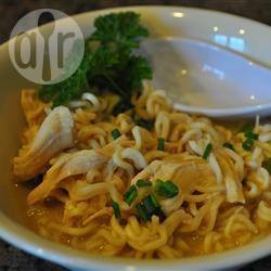Thaise kip met noedels recept