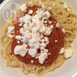 Tomaten-basilicum spaghetti met geitenkaas recept