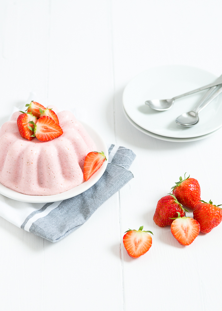 Weekendbites: aardbeienbavarois met yoghurt
