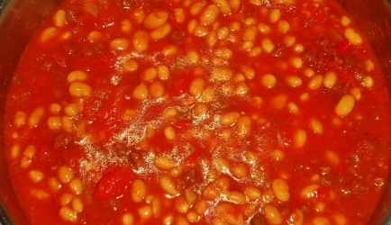 Bonen in tomatensaus met nep gehakt  heerlijk! recept