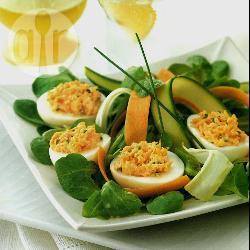 Gevulde eieren met salade recept
