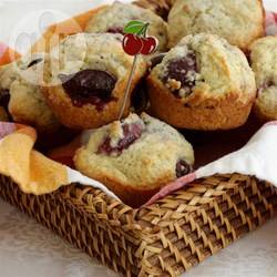 Muffins met verse kersen recept