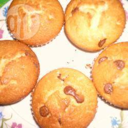 Muffins met smarties en chocoladestukjes recept