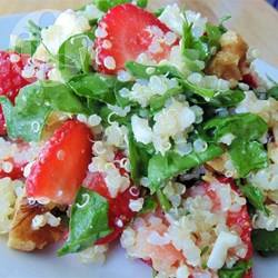 Aardbeien quinoa salade recept