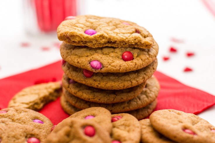 Romantische chocolate chip cookies met m&m's