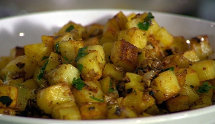 Pittige, turkse gebakken aardappelblokjes recept