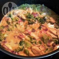 Thaise curry met kip en broccoli recept