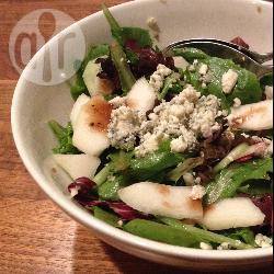 Salade met peer en gorgonzola recept