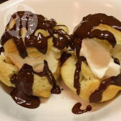 Profiteroles met chocolade recept