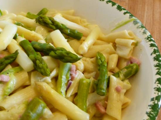 Asperges (witte en/of groene) met ham & pasta recept