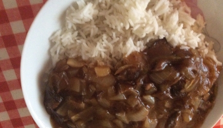 Heerlijke hachee met rijst! recept