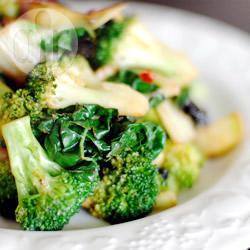 Geroerbakte boerenkool met broccoli recept