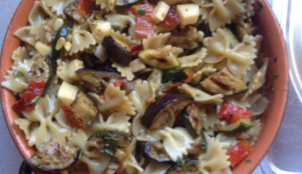Pastasalade courgine recept