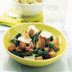 Hamsalade met spinazie en asperges recept