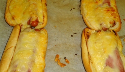 Croque monsieur hotdogs recept
