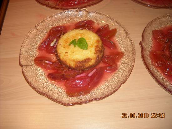 Ricotta-taartjes met gecaramelliseerde pruimen recept