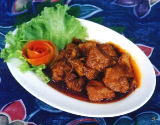 Kaeng hung ley muo  curry van varkensvlees recept